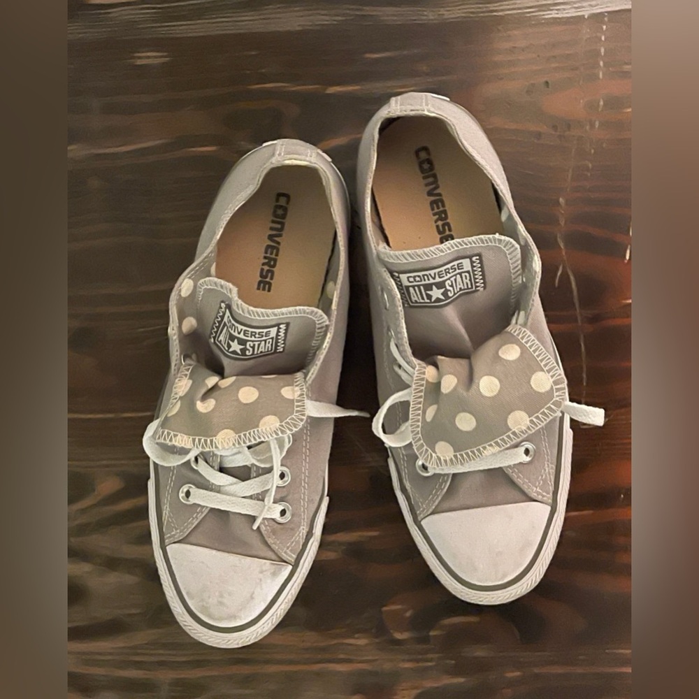 Converse Women's Gray Polka Dot Sneakers